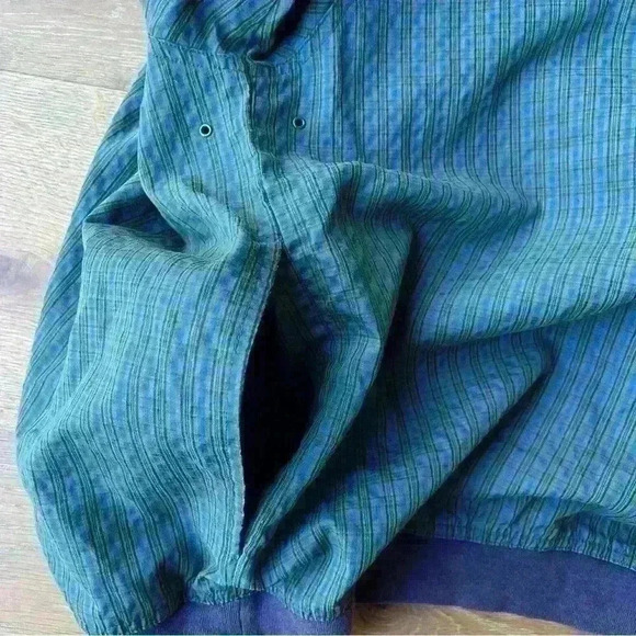 Lyle & Scott Scotland Plaid Long Sleeve Windbreaker - Picture 9 of 9